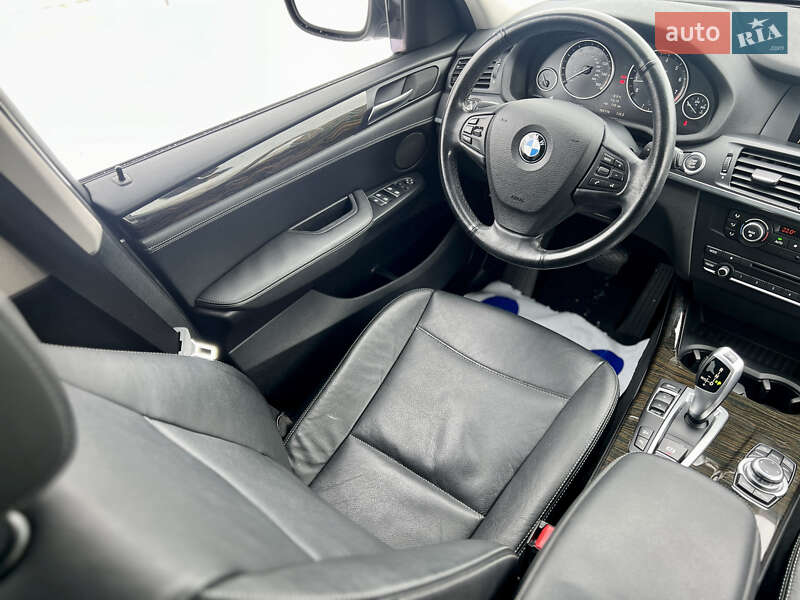 Внедорожник / Кроссовер BMW X3 2013 в Ровно