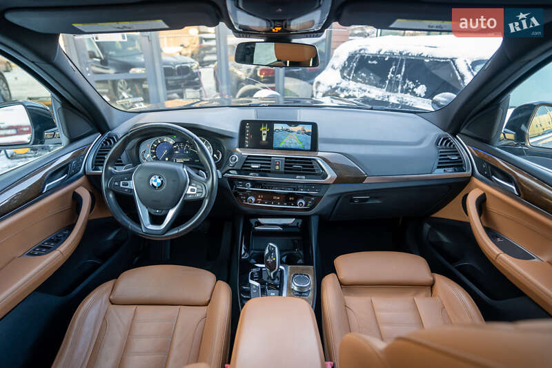 Внедорожник / Кроссовер BMW X3 2019 в Киеве