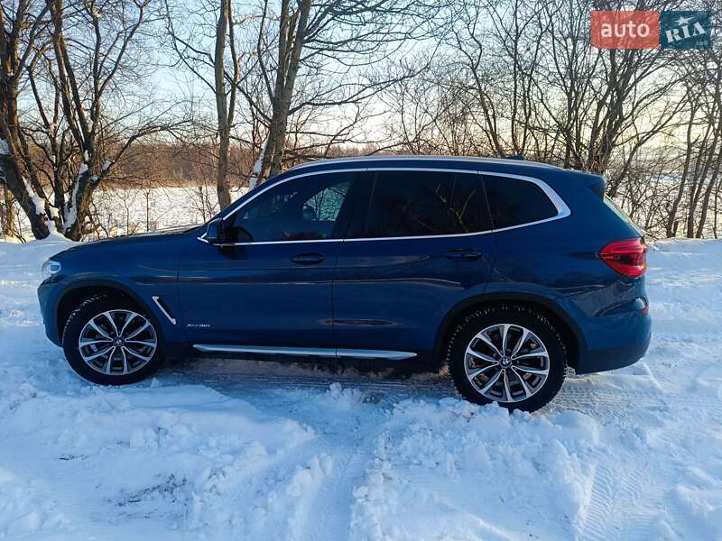 Внедорожник / Кроссовер BMW X3 2018 в Львове