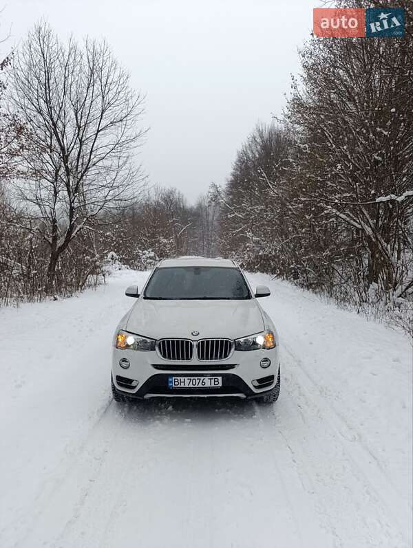 Внедорожник / Кроссовер BMW X3 2015 в Ужгороде