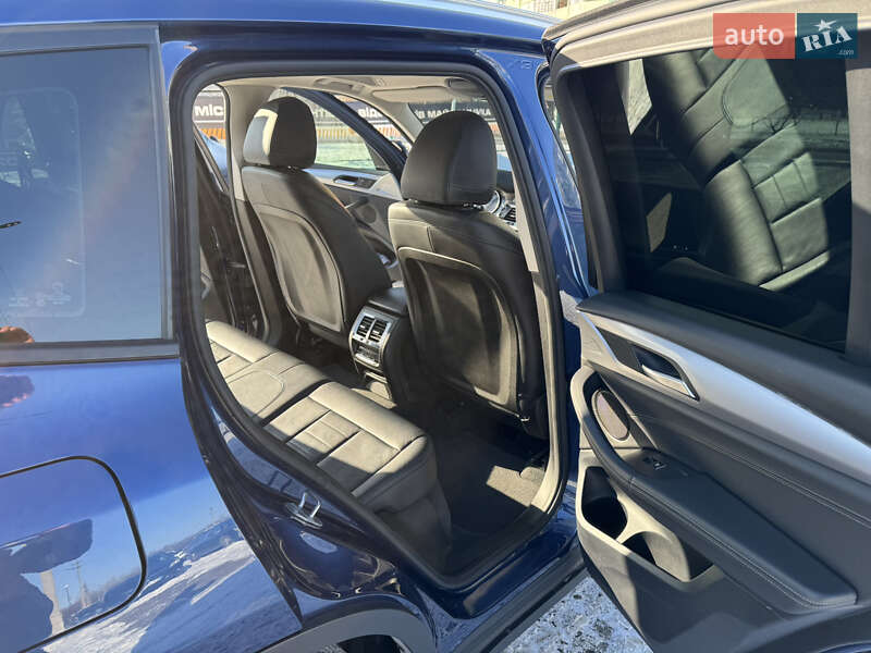 Внедорожник / Кроссовер BMW X3 2017 в Полтаве