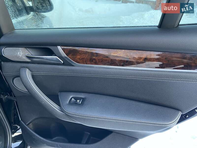 Внедорожник / Кроссовер BMW X3 2016 в Ровно