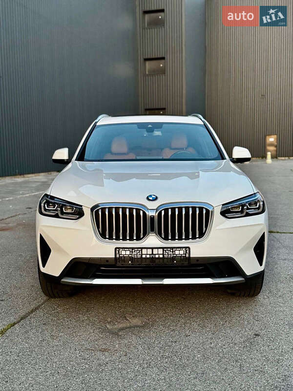 Внедорожник / Кроссовер BMW X3 2021 в Харькове