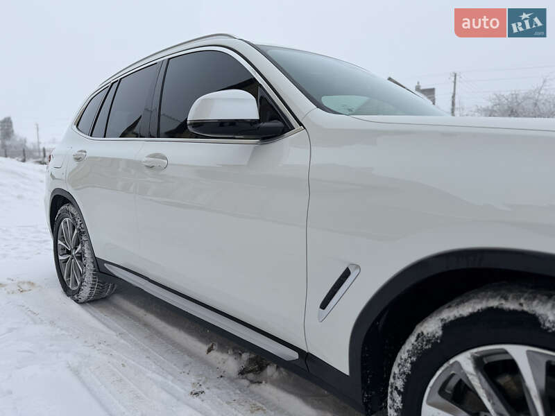 Позашляховик / Кросовер BMW X3 2019 в Кременці