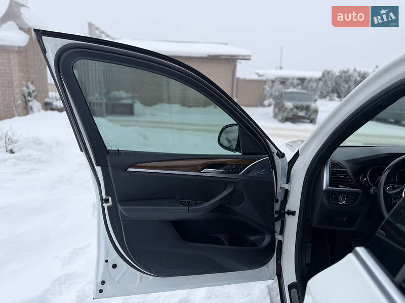 Позашляховик / Кросовер BMW X3 2019 в Кременці