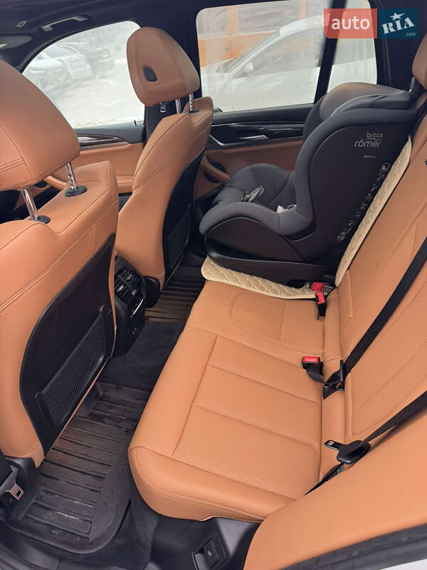 Позашляховик / Кросовер BMW X3 2024 в Києві