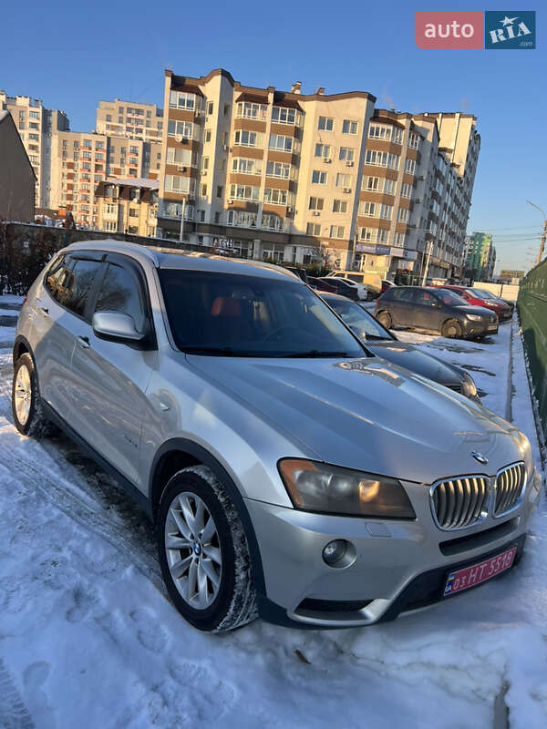 Внедорожник / Кроссовер BMW X3 2013 в Киеве