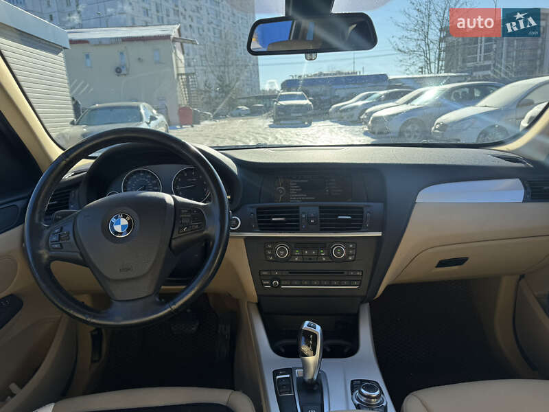 Внедорожник / Кроссовер BMW X3 2013 в Киеве