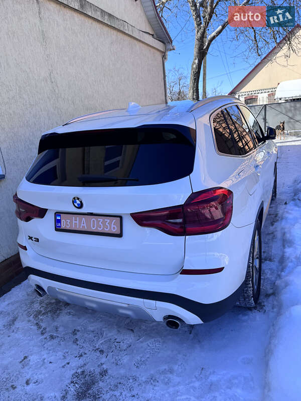 Внедорожник / Кроссовер BMW X3 2018 в Киеве