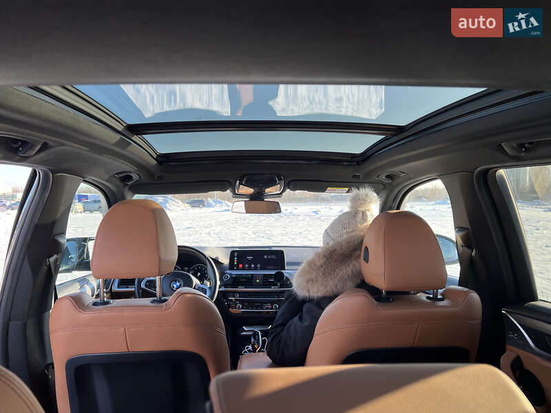 Внедорожник / Кроссовер BMW X3 2018 в Киеве