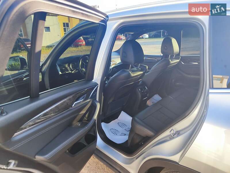 Внедорожник / Кроссовер BMW X3 2018 в Львове фото 19 Внедорожник / Кроссовер BMW X3 2018 в Львове