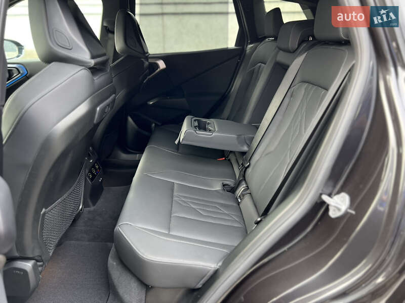 Позашляховик / Кросовер BMW X3 2025 в Києві фото 32 Позашляховик / Кросовер BMW X3 2025 в Києві
