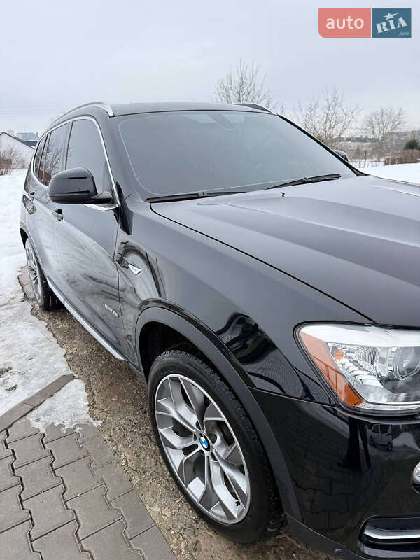 Внедорожник / Кроссовер BMW X3 2017 в Золочеве