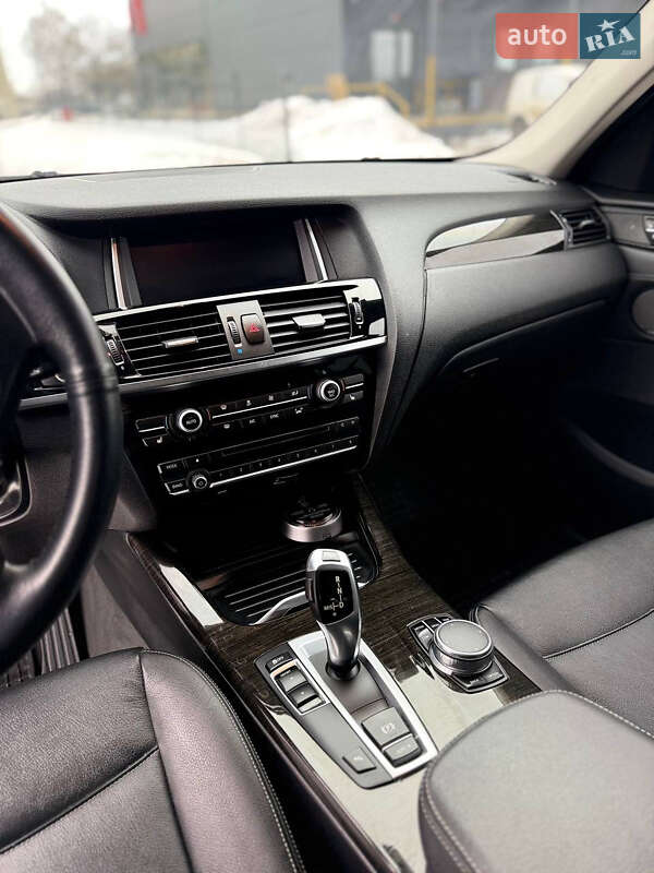 Внедорожник / Кроссовер BMW X3 2017 в Золочеве