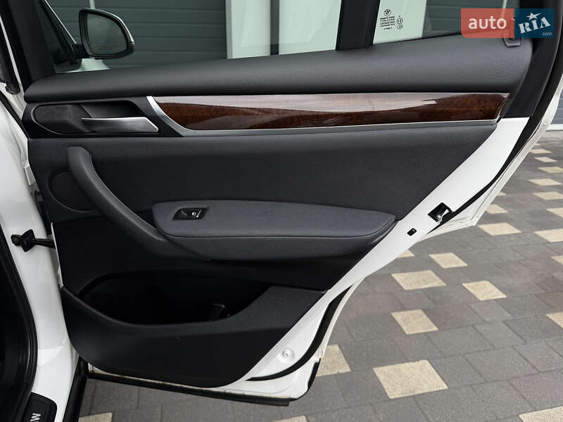 Внедорожник / Кроссовер BMW X3 2015 в Дрогобыче