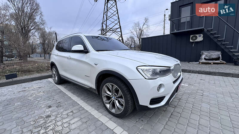 Внедорожник / Кроссовер BMW X3 2016 в Днепре