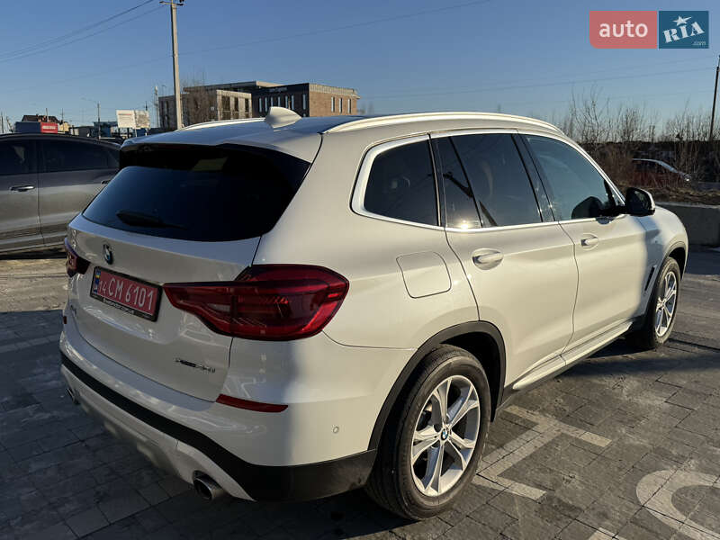 Внедорожник / Кроссовер BMW X3 2020 в Львове
