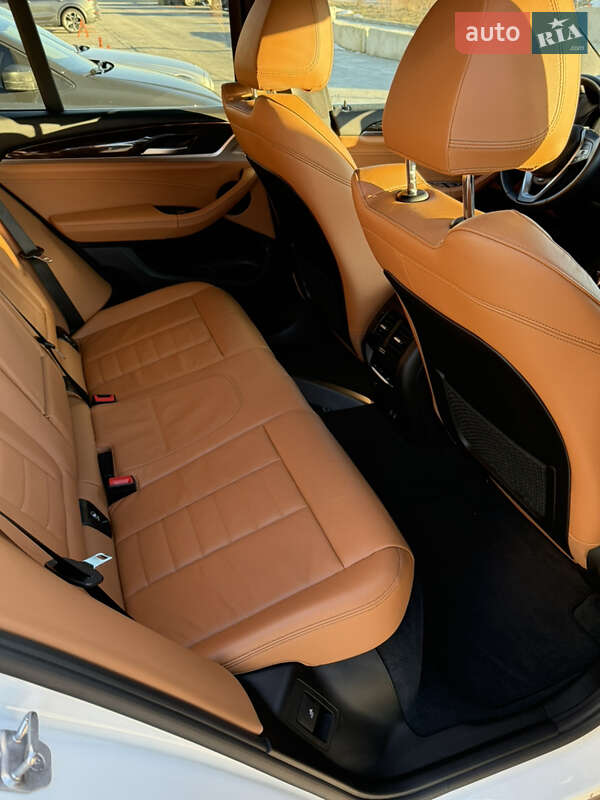 Внедорожник / Кроссовер BMW X3 2020 в Львове