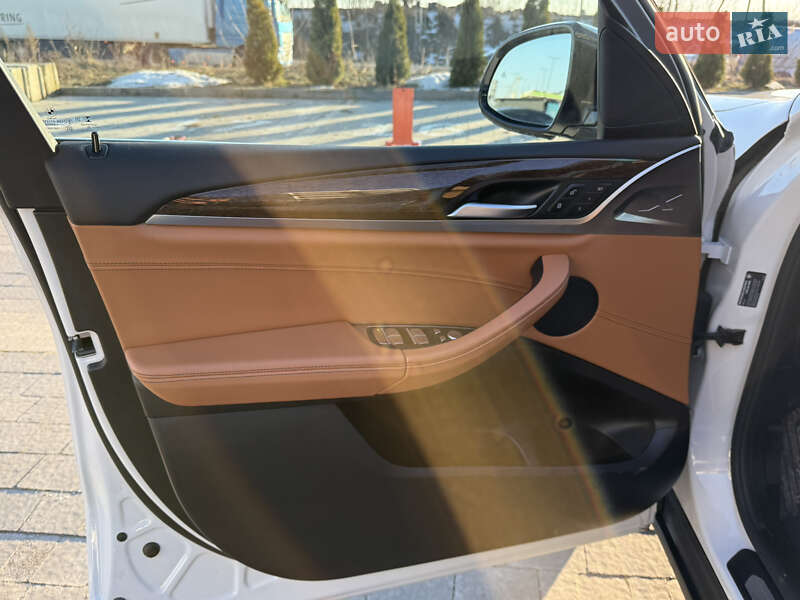 Внедорожник / Кроссовер BMW X3 2020 в Львове