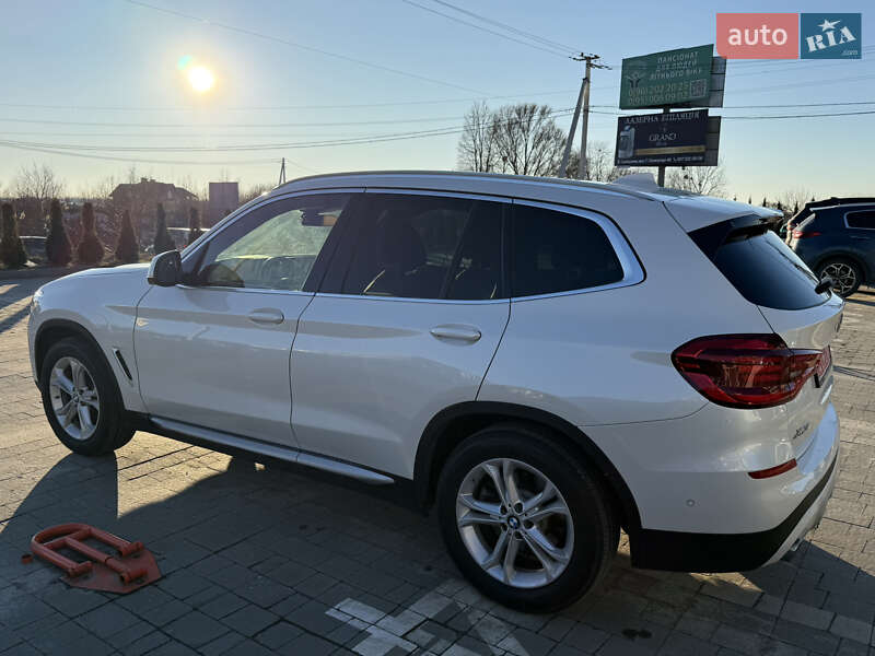 Внедорожник / Кроссовер BMW X3 2020 в Львове