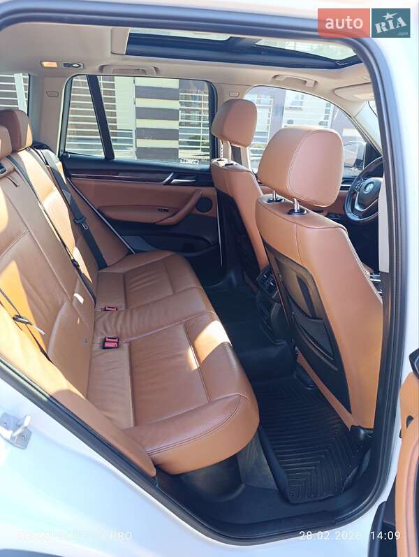 Внедорожник / Кроссовер BMW X3 2015 в Ужгороде