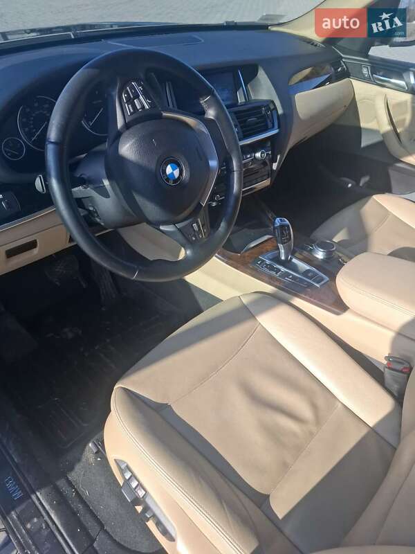 Внедорожник / Кроссовер BMW X3 2016 в Зборове