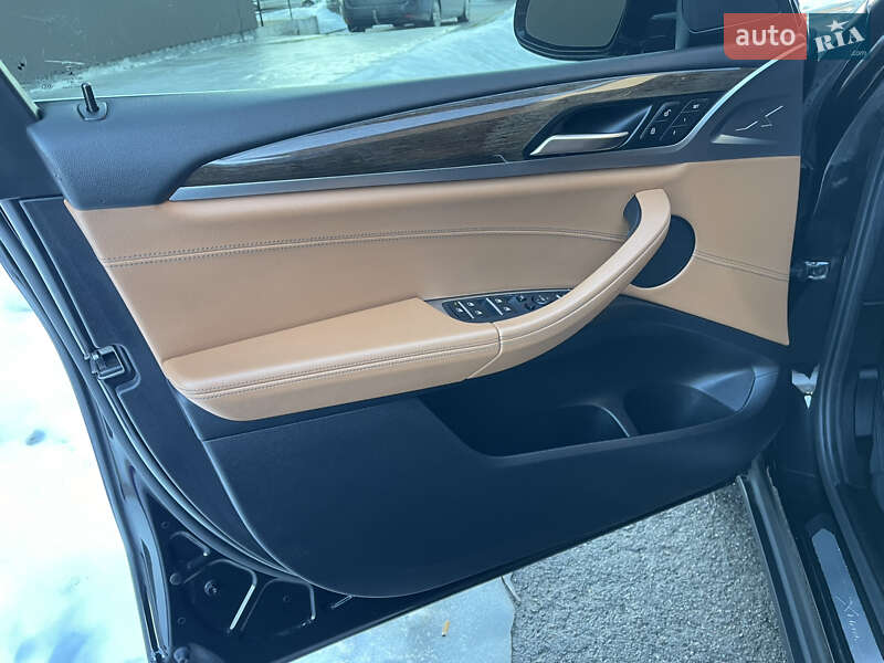 Внедорожник / Кроссовер BMW X3 2018 в Тернополе