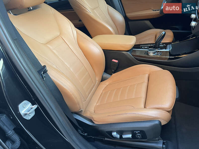 Внедорожник / Кроссовер BMW X3 2018 в Тернополе