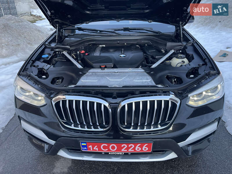 Внедорожник / Кроссовер BMW X3 2018 в Тернополе