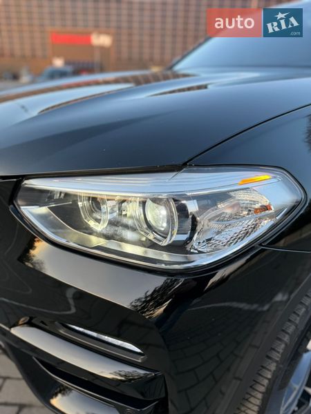 Внедорожник / Кроссовер BMW X3 2019 в Луцке