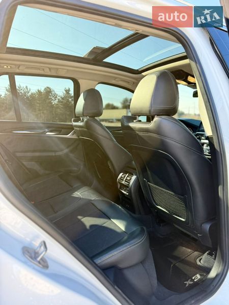 Позашляховик / Кросовер BMW X3 2020 в Новояворівську