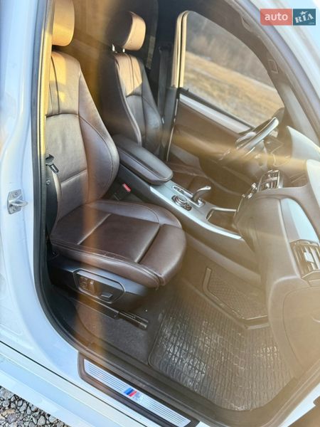 Внедорожник / Кроссовер BMW X3 2015 в Новояворовске