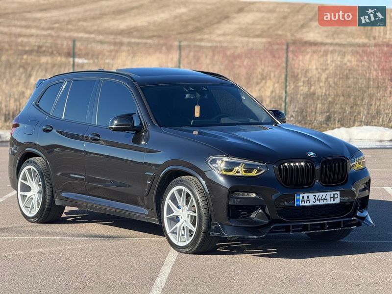 Внедорожник / Кроссовер BMW X3 2018 в Ровно