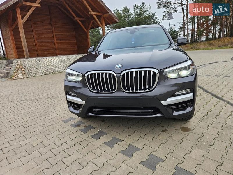Внедорожник / Кроссовер BMW X3 2019 в Львове