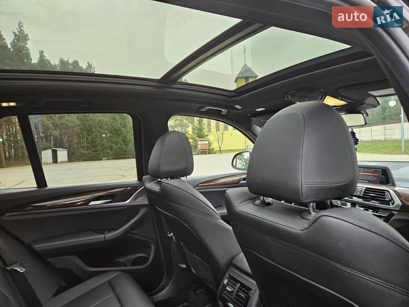 Внедорожник / Кроссовер BMW X3 2019 в Львове