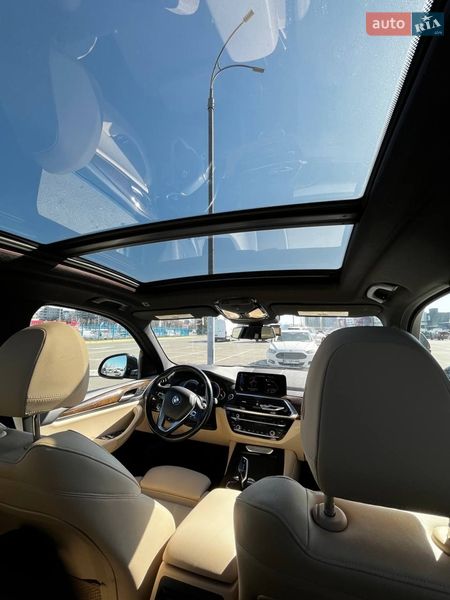 Внедорожник / Кроссовер BMW X3 2019 в Киеве