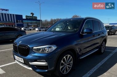Внедорожник / Кроссовер BMW X3 2019 в Киеве