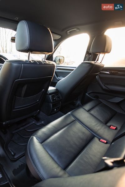 Внедорожник / Кроссовер BMW X3 2011 в Львове