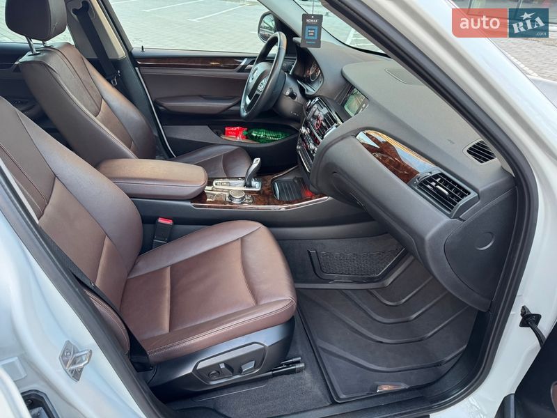 Внедорожник / Кроссовер BMW X3 2015 в Ровно