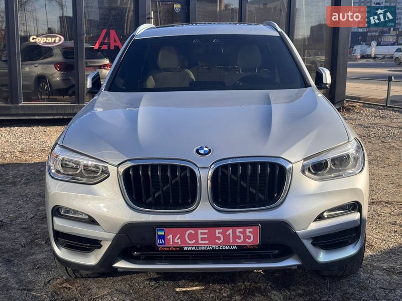 Внедорожник / Кроссовер BMW X3 2018 в Киеве