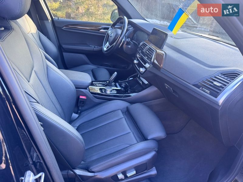 Внедорожник / Кроссовер BMW X3 2021 в Изяславе