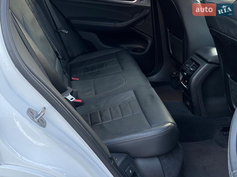 Позашляховик / Кросовер BMW X3 2019 в Вінниці
