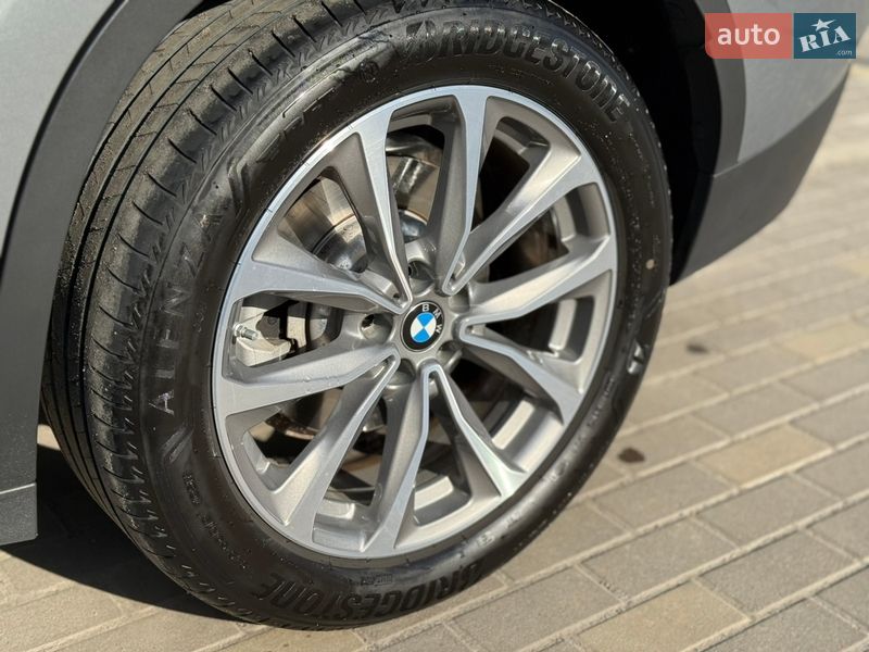 Внедорожник / Кроссовер BMW X3 2022 в Киеве