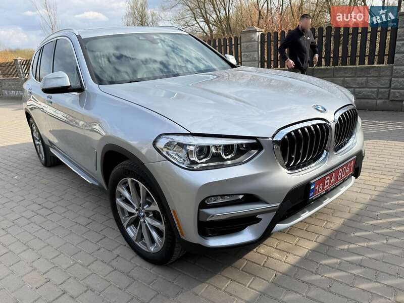 Внедорожник / Кроссовер BMW X3 2019 в Ровно