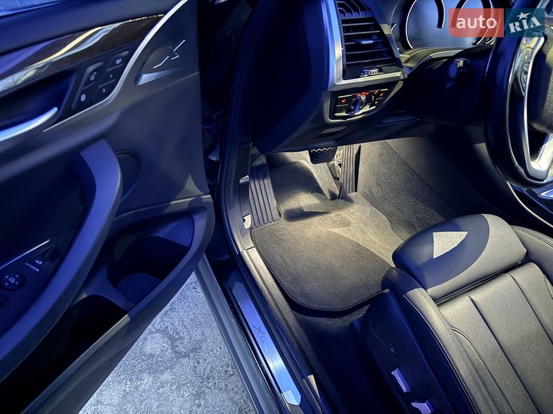 Позашляховик / Кросовер BMW X3 2018 в Києві фото 36 Позашляховик / Кросовер BMW X3 2018 в Києві