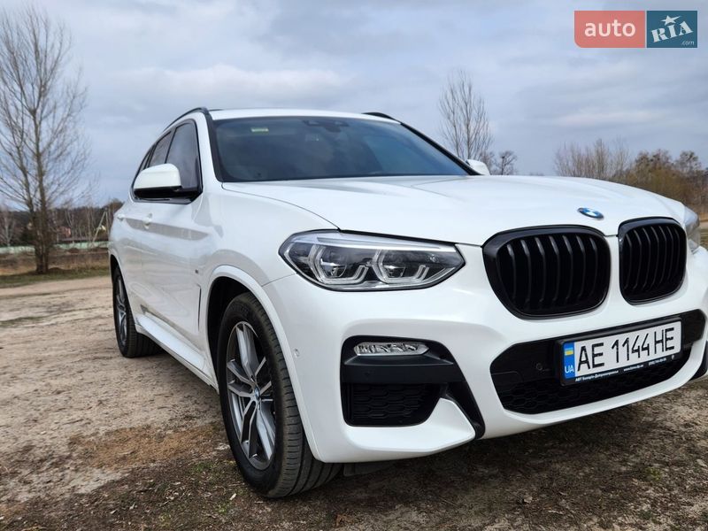 Внедорожник / Кроссовер BMW X3 2018 в Киеве