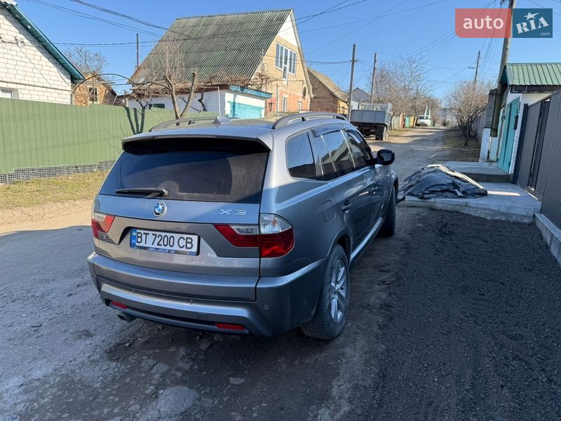 Внедорожник / Кроссовер BMW X3 2010 в Херсоне