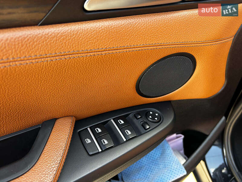 Внедорожник / Кроссовер BMW X3 2014 в Запорожье