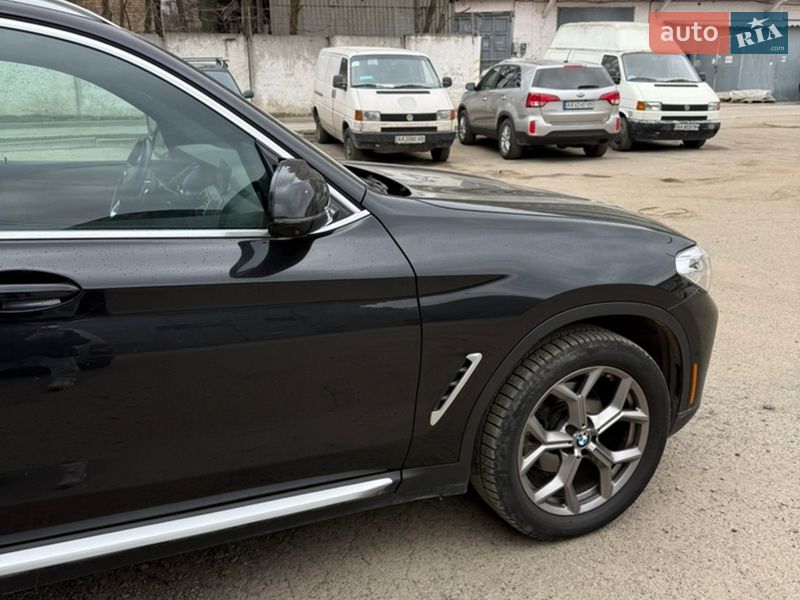 Внедорожник / Кроссовер BMW X3 2021 в Киеве