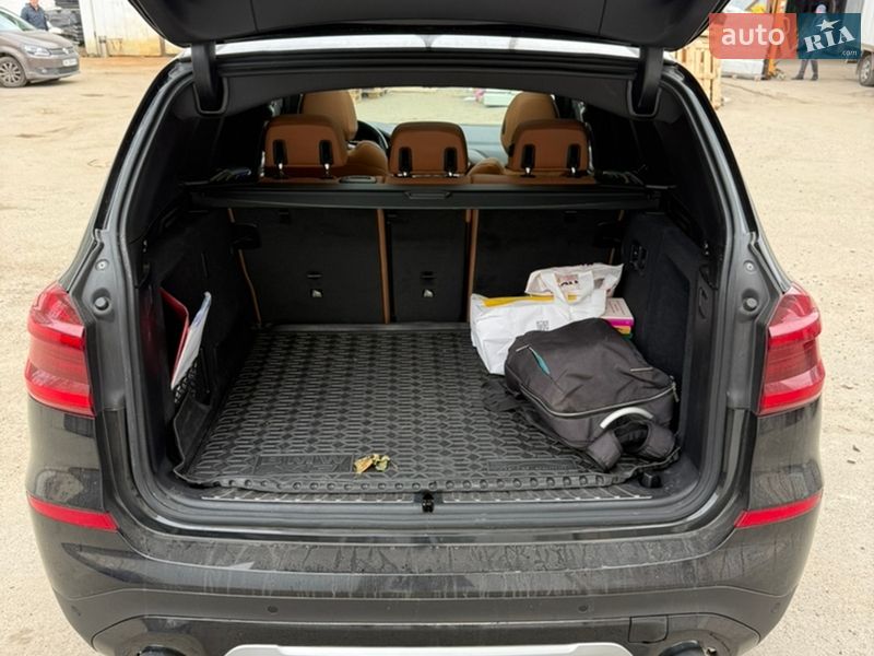 Внедорожник / Кроссовер BMW X3 2021 в Киеве